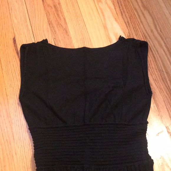 Black Max Studio dress/sleevless - Picture 5 of 5
